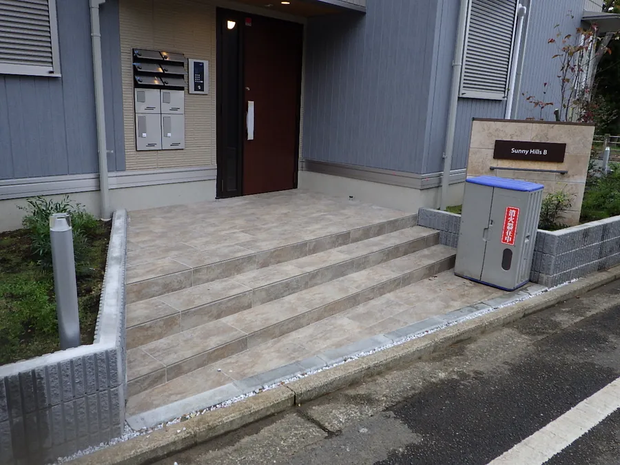 宅地造成・エントランスの施工写真3